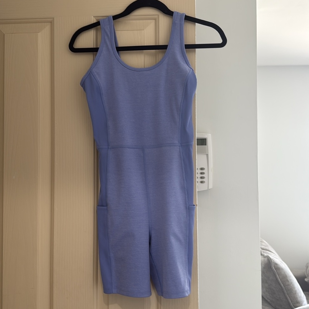 New with tags North Face Dune Sky Suit Small in periwinkle